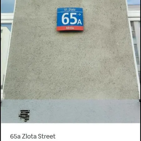 Zlota Street - Private Bedroom Warsaw
